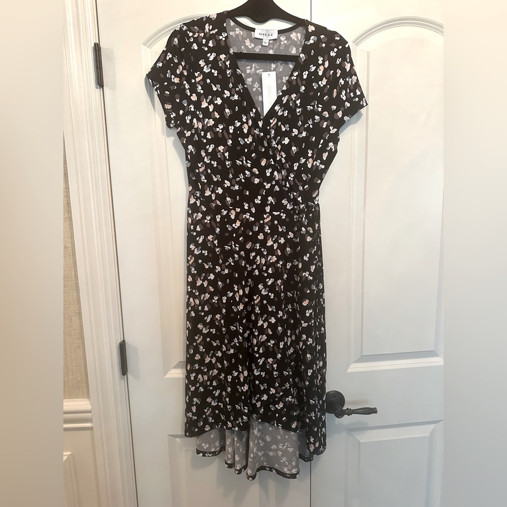 Gilli faux wrap short sleeve dress, multi color, size Large